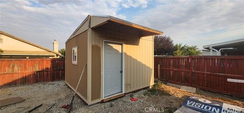 A home in Adelanto