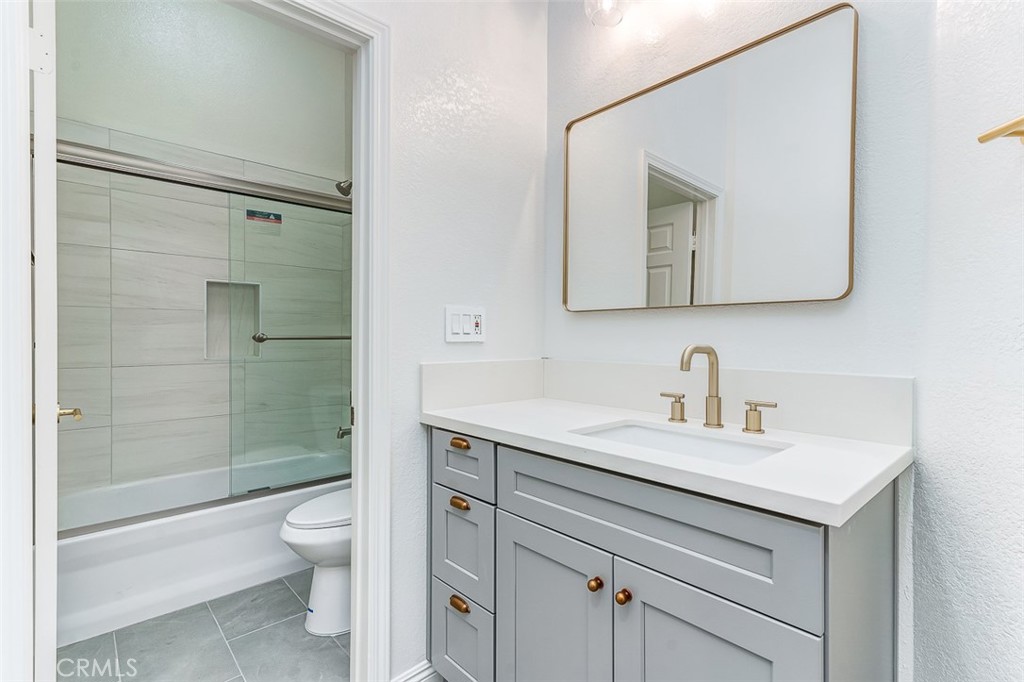 Photo 19 of 27 of 29723 Canwood Street townhome