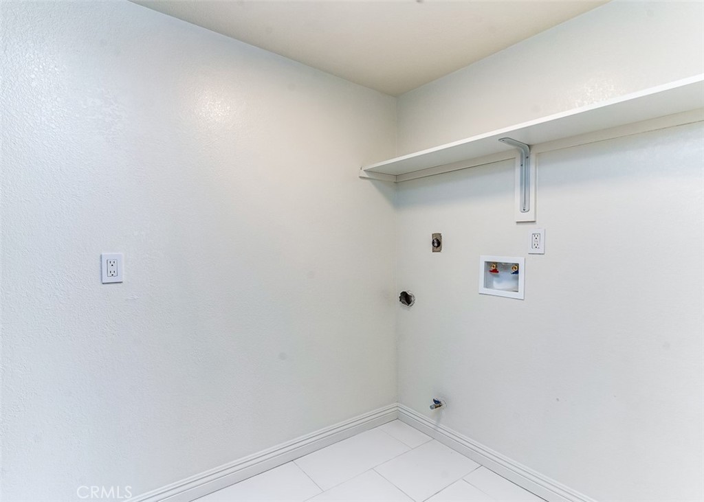 Photo 12 of 27 of 29723 Canwood Street townhome