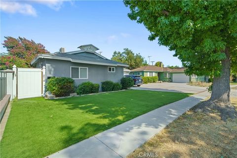 A home in Reseda