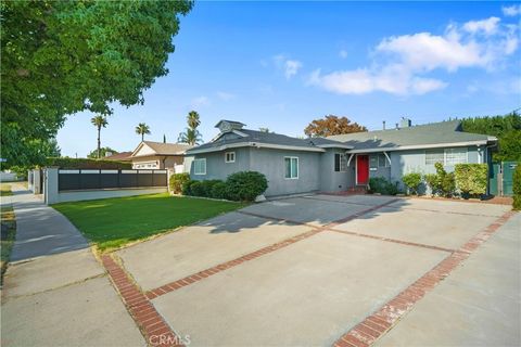 A home in Reseda