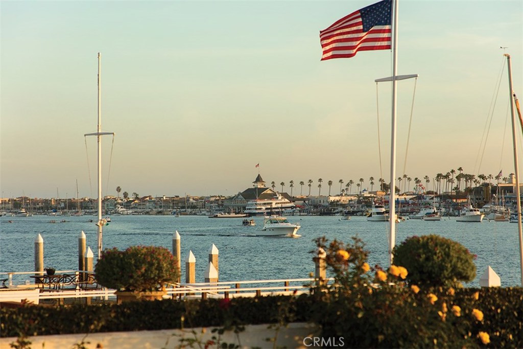 Harbor Island (HARI) - Residential