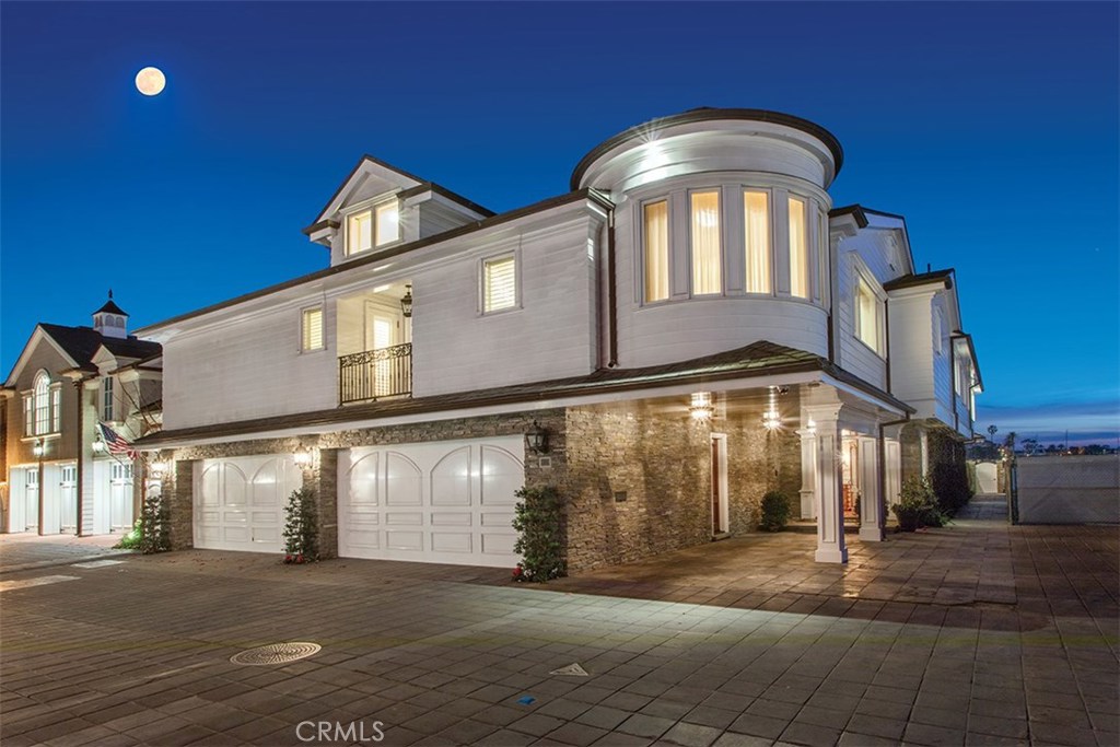 Harbor Island (HARI) - Residential