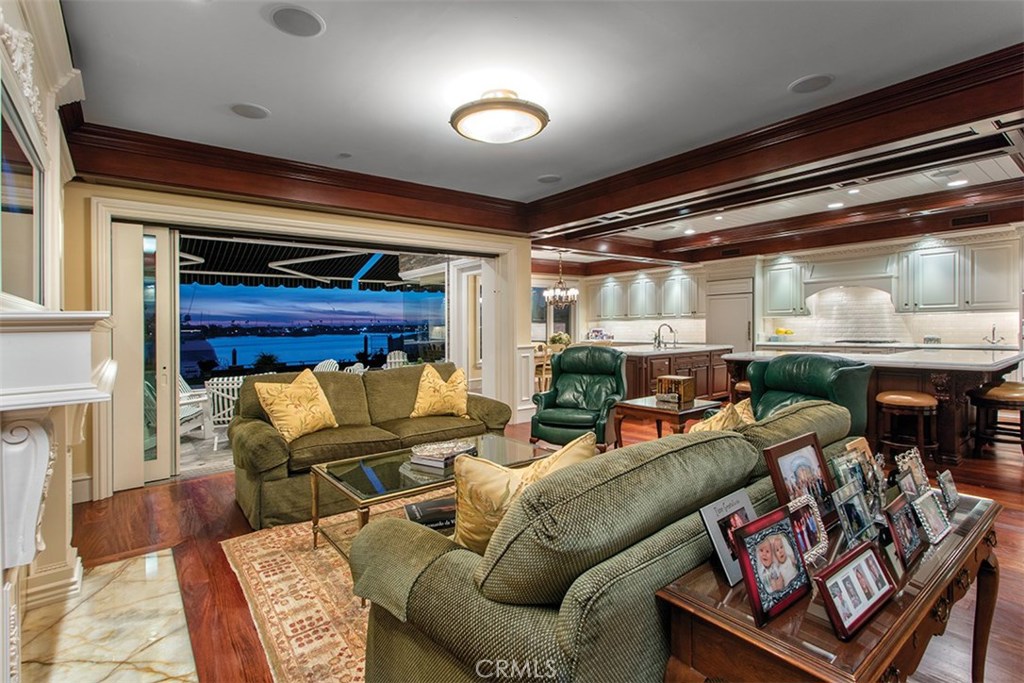 Harbor Island (HARI) - Residential