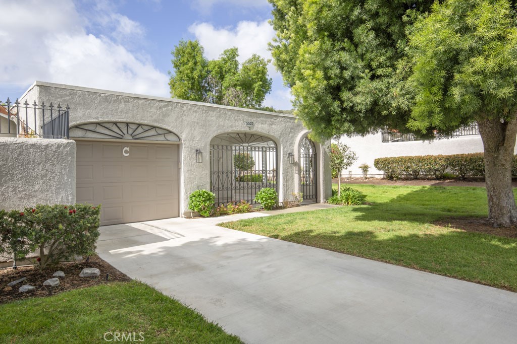5522 Via La Mesa C