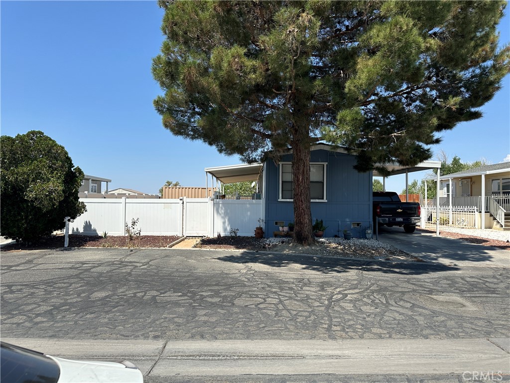 View Rosamond, CA 93560 mobile home