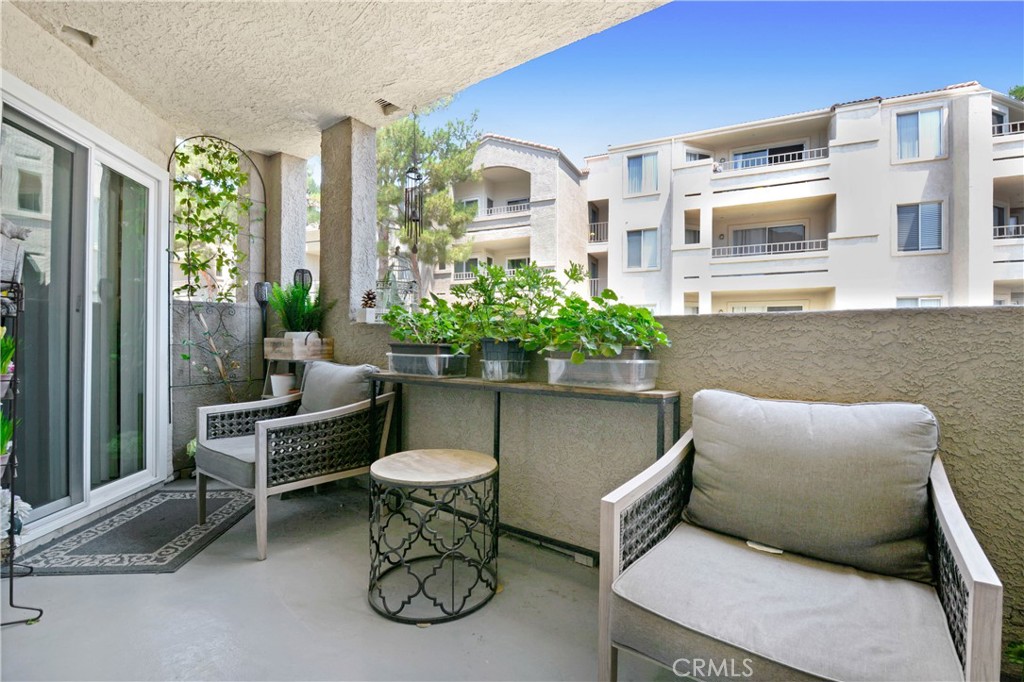 Photo 14 of 35 of 1030 Vista Del Cerro Drive 104 condo