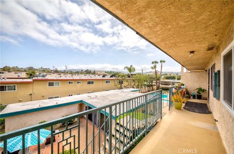 A home in Lomita