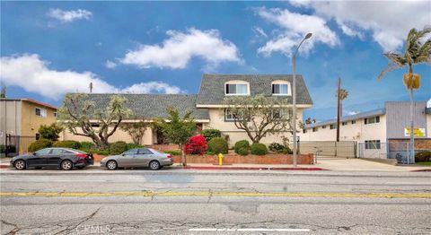 A home in Lomita