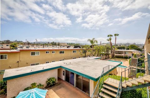 A home in Lomita