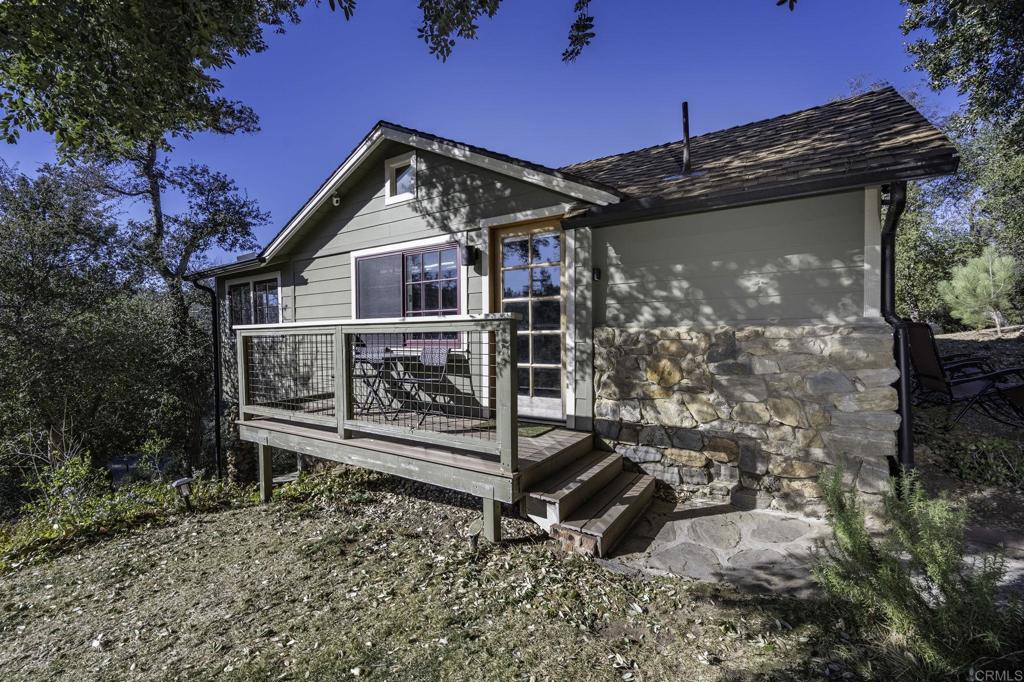 Listing image 4