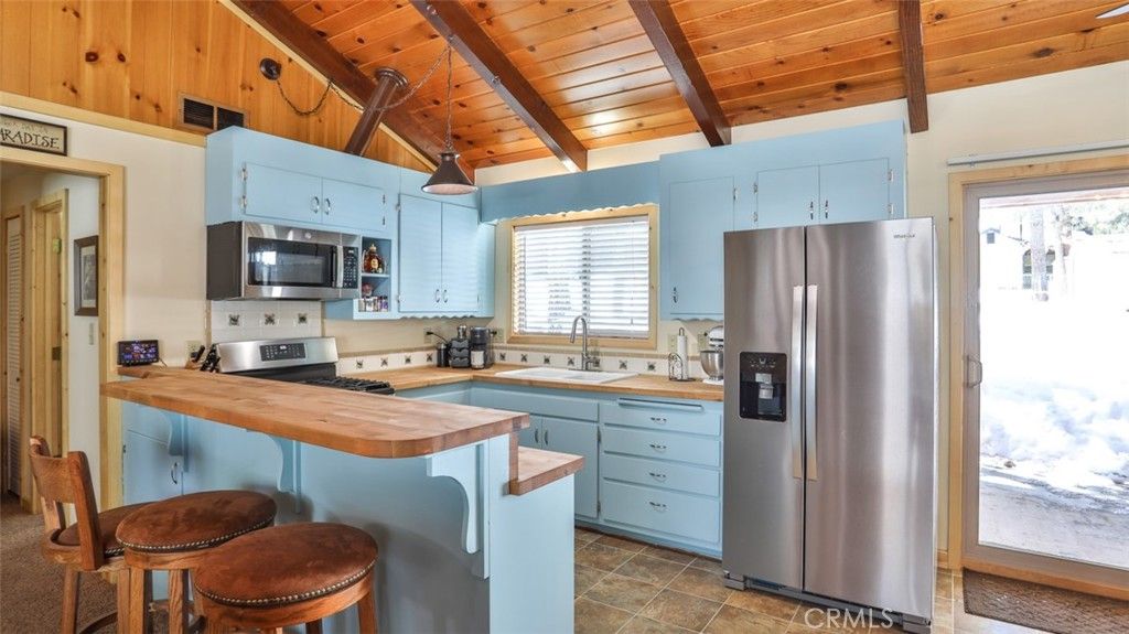 listing image 130721680324317217726