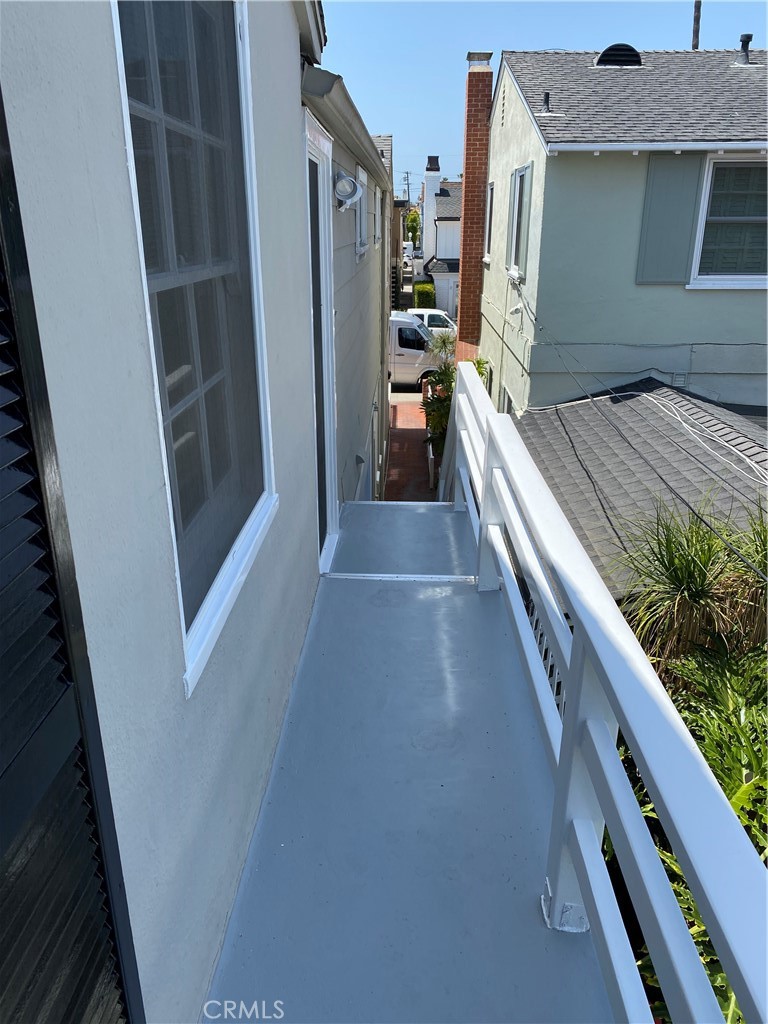 320 Sapphire Avenue 0.5