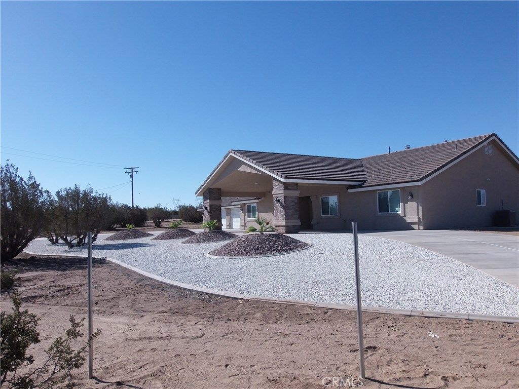 listing image 130722328323065863059