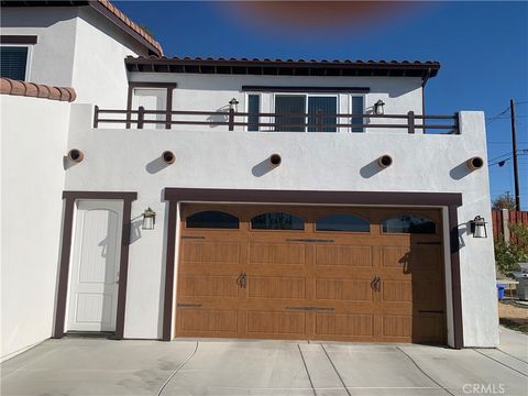 A home in Lake Elsinore