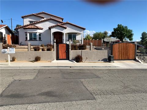 A home in Lake Elsinore