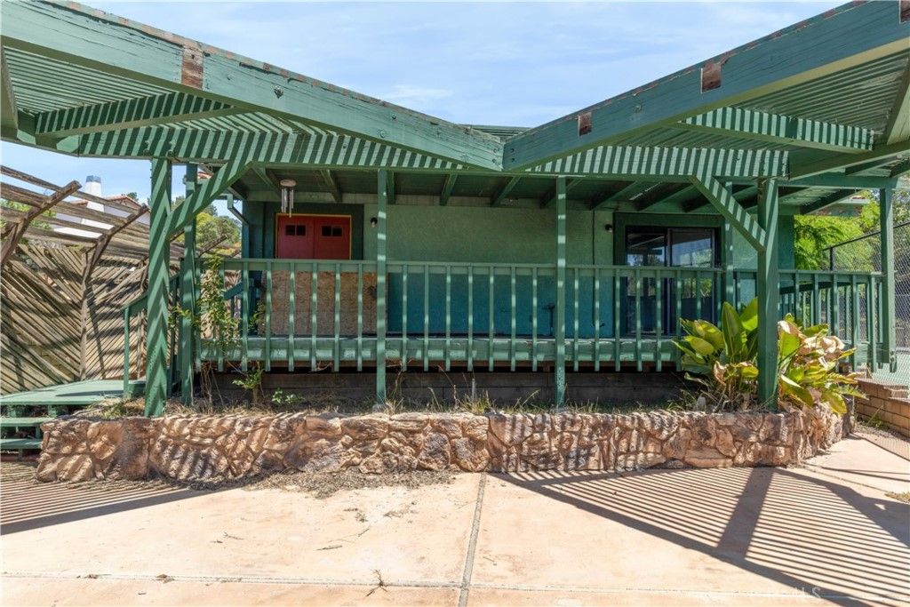 listing image 130725186178053855337