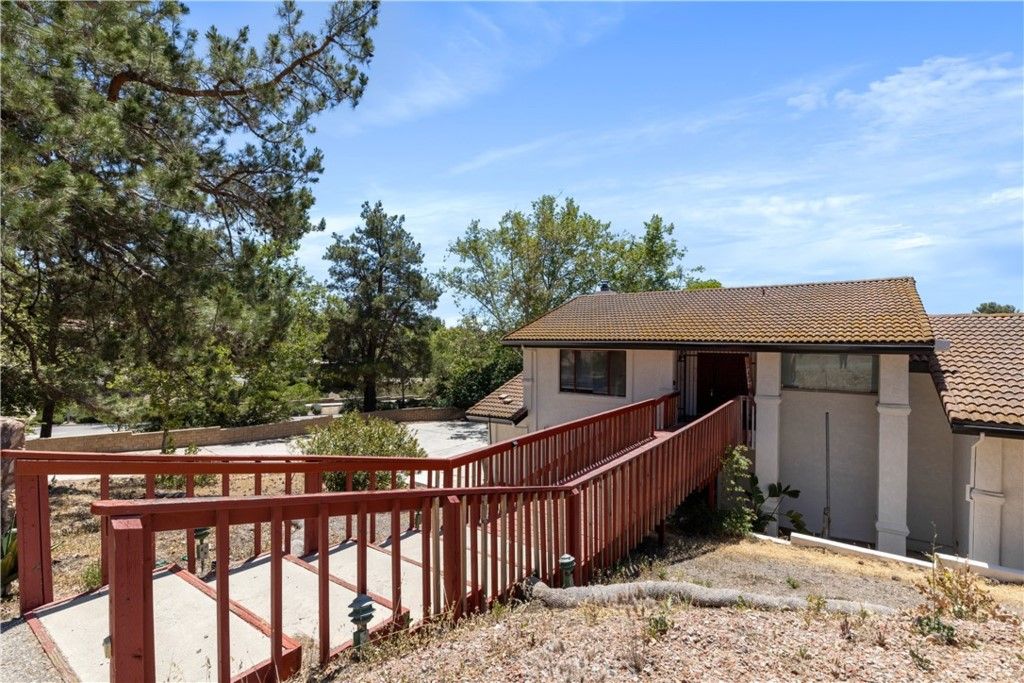 listing image 130727603790905500194