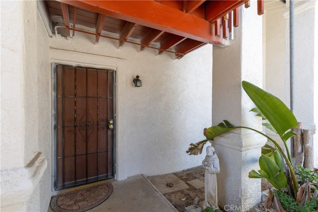 listing image 130727425874408594874