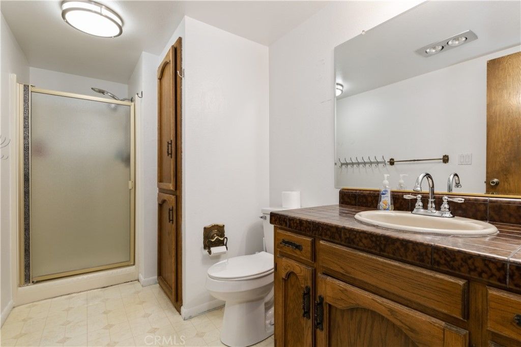 listing image 130728617584828235603