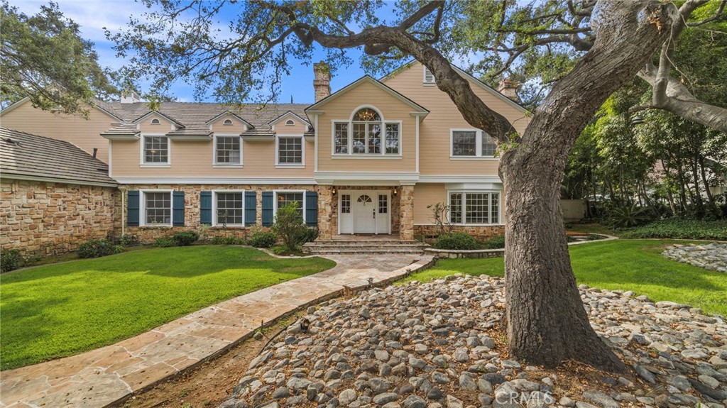 1141 Rodeo Road