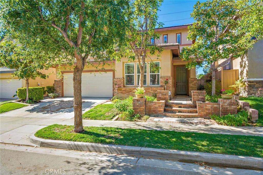 listing image 130725556666879095533
