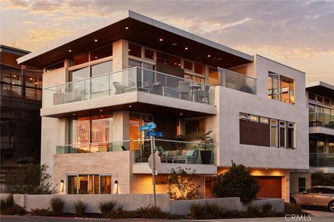 A home in Manhattan Beach