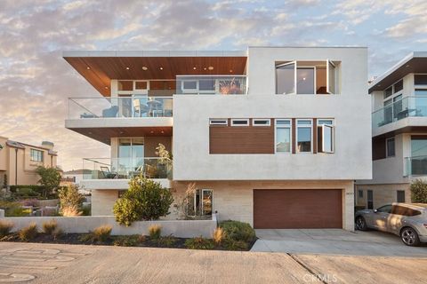 A home in Manhattan Beach