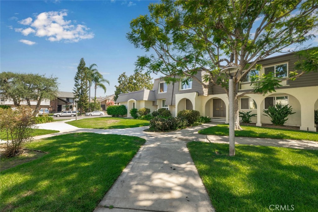 4238 paseo de oro