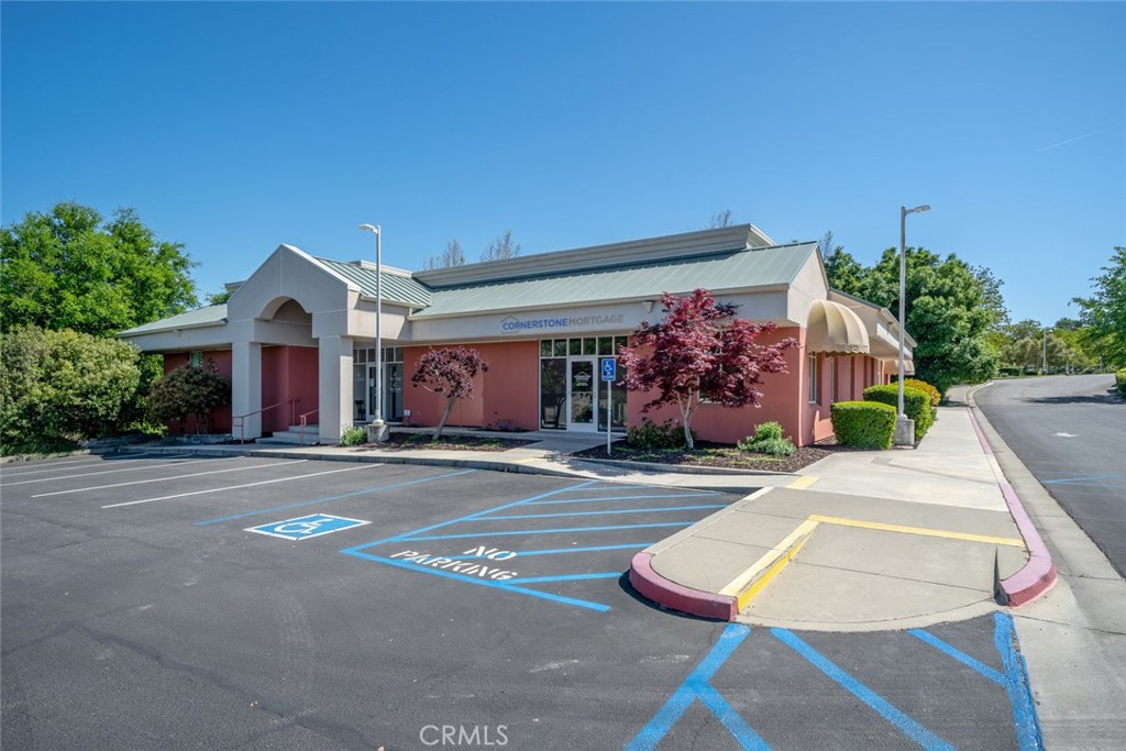 +/- 596 sf office for lease. Reception area, 1 private office, conference room that could be used as a private office, break room/storage. Common area restrooms.