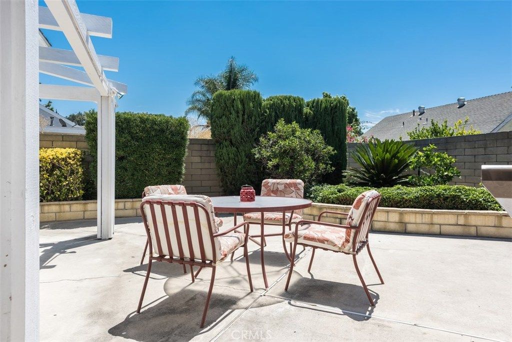 listing image 130729621309526320090