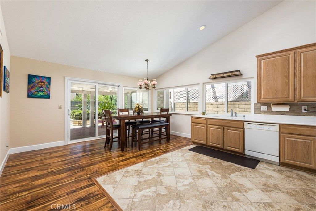 listing image 130723004133621108903