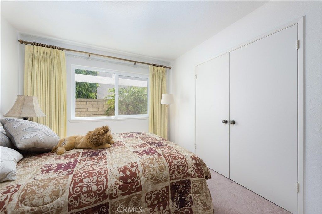 listing image 130725359508828551507