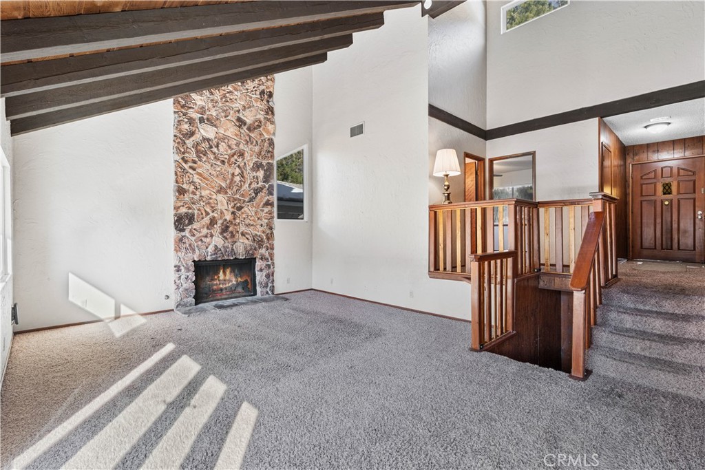 1135 Rivera Drive