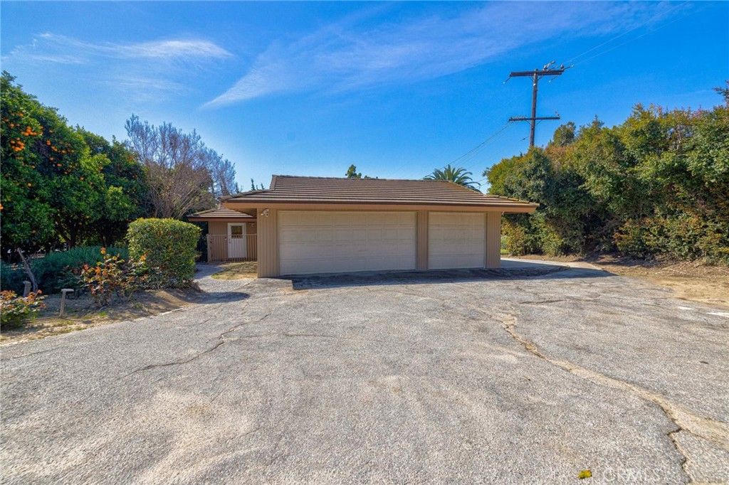 listing image 51