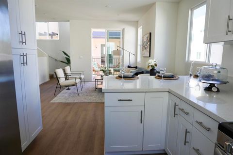 5282 Naranja Street 16 Encanto CA 92114