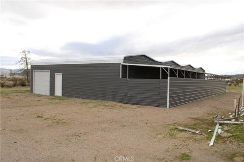 A home in Yermo