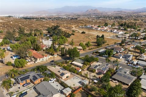 A home in Perris