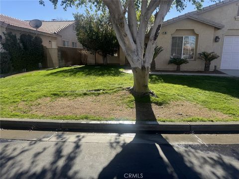 Photo of 79385 Avenida Las Palmas, La Quinta, CA 92253 (MLS # SR25049402)
