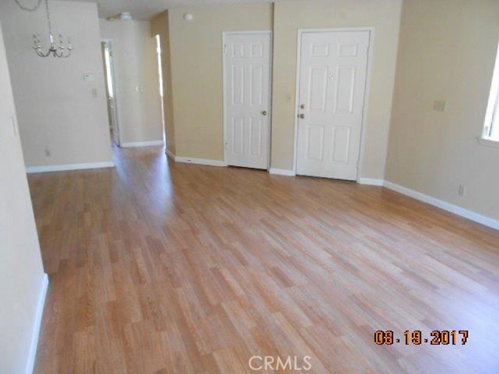listing image 130724707526613488233