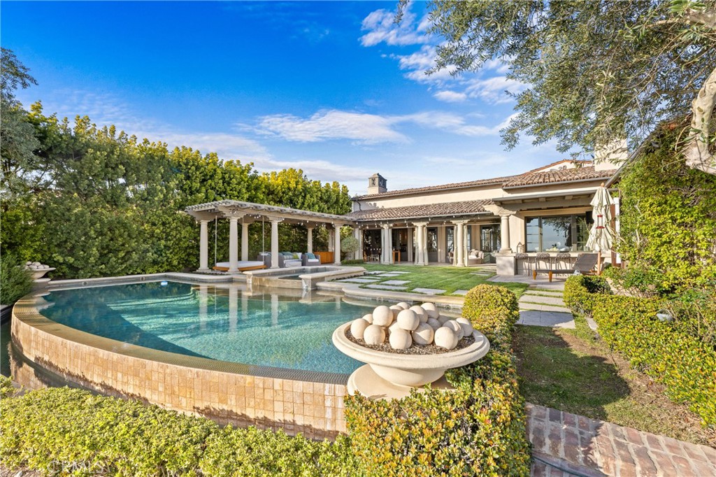 Crystal Cove Sea Crest (CCSR) - Residential Lease