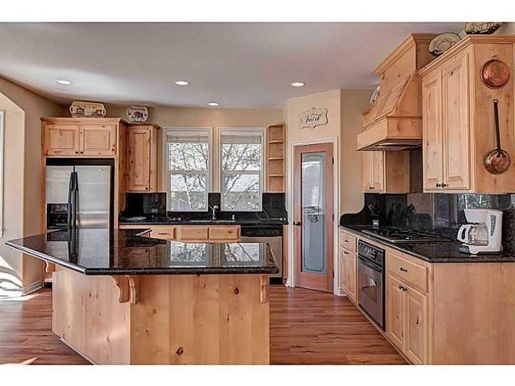 listing image 13071818541699