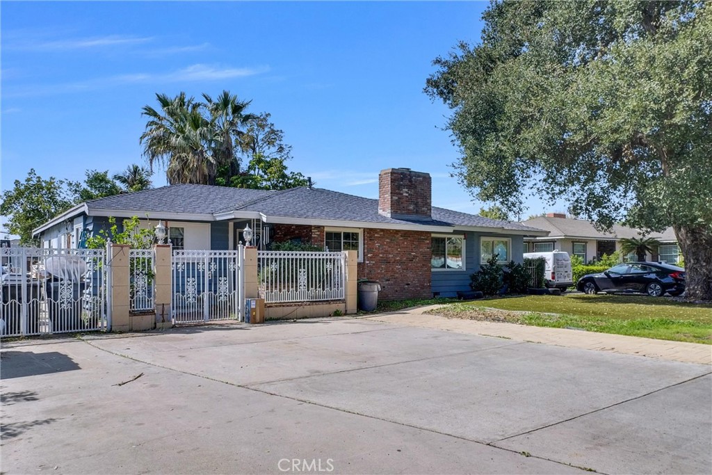 303 N Hollenbeck Avenue