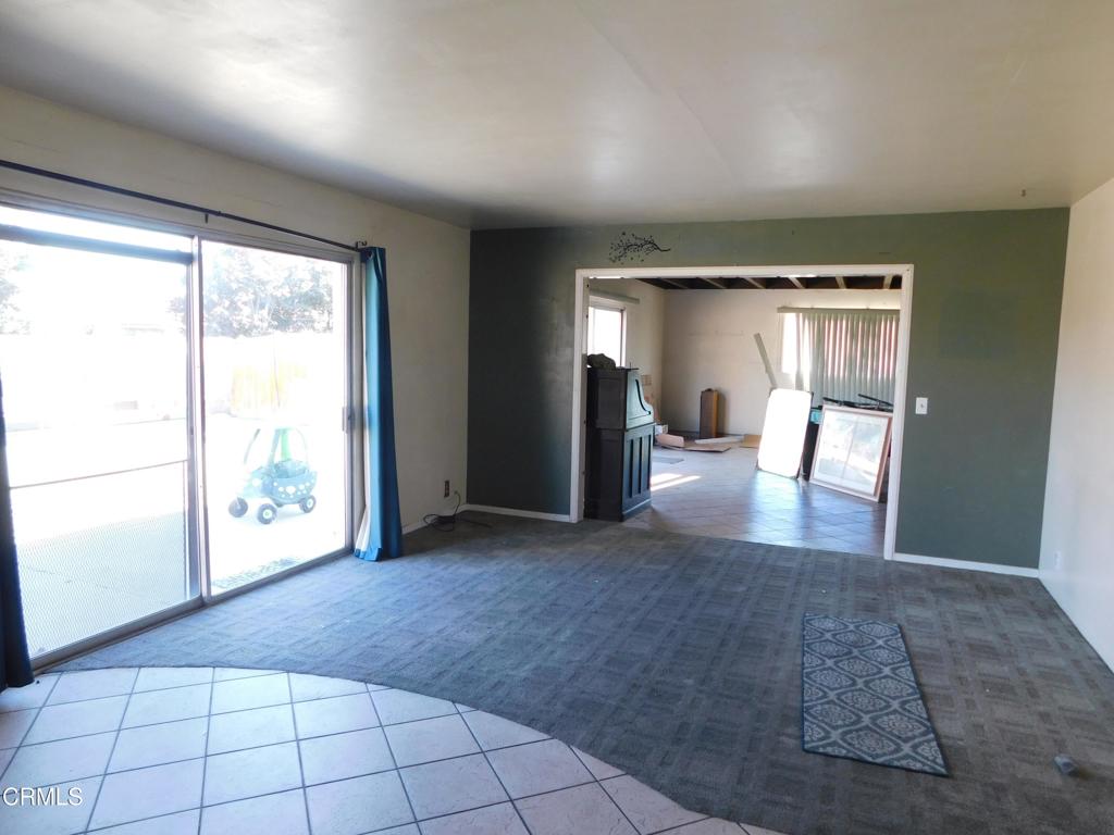 Photo 2 of 28 of 1342 Ardilla Avenue house