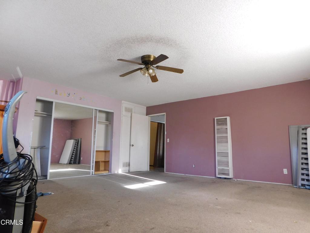 Photo 4 of 28 of 1342 Ardilla Avenue house