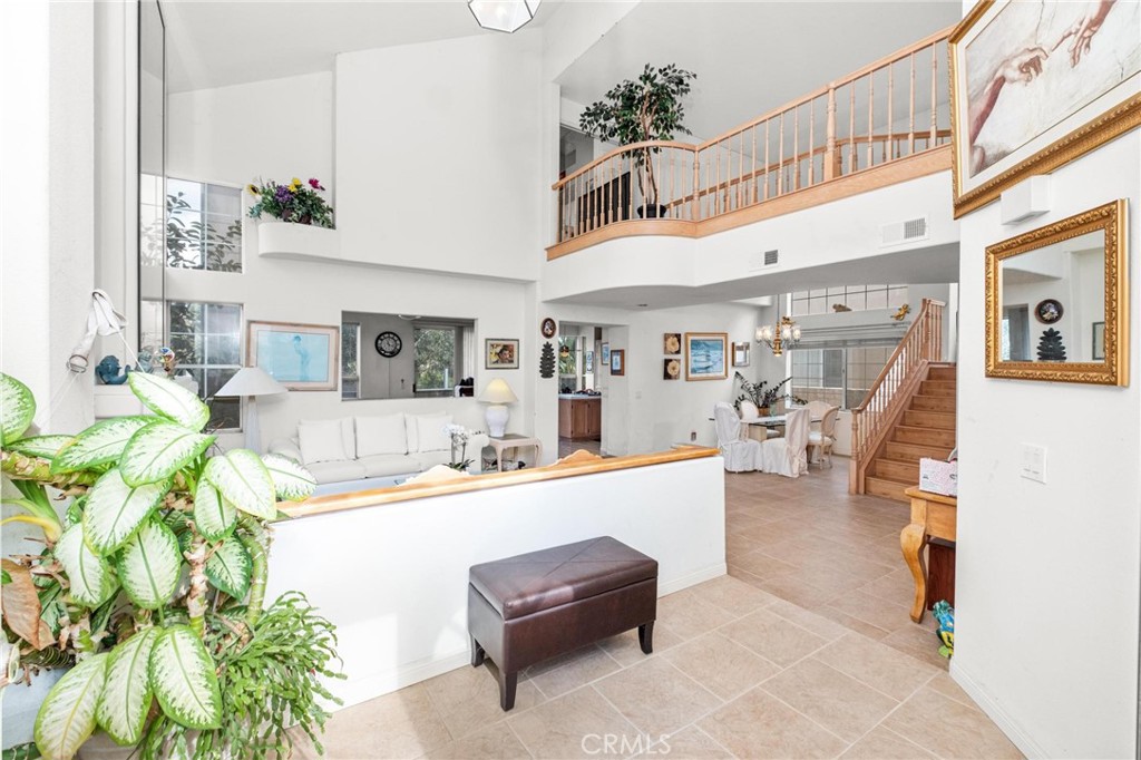 24381 Rue De Gauguin