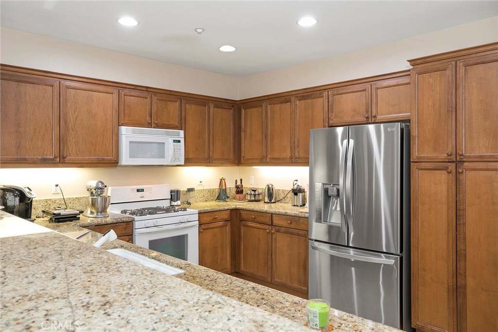 Ambridge (AMBR) - Residential Lease