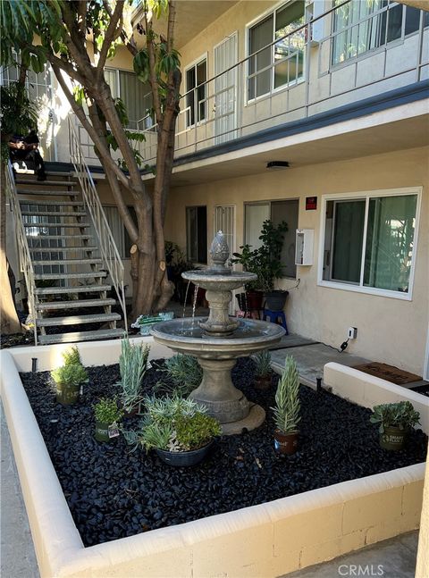 4635 N Bellflower Boulevard Long Beach CA 90808