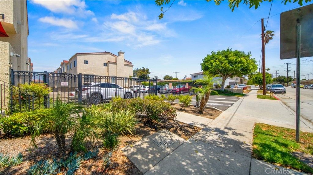 listing image 130727125331701489781