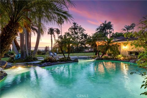 A home in North Tustin